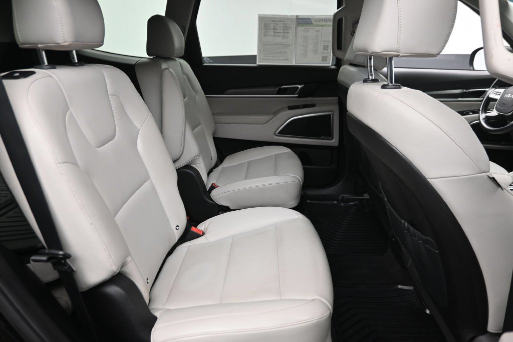 Used 2022 Kia Telluride S AWD/4WD image 10