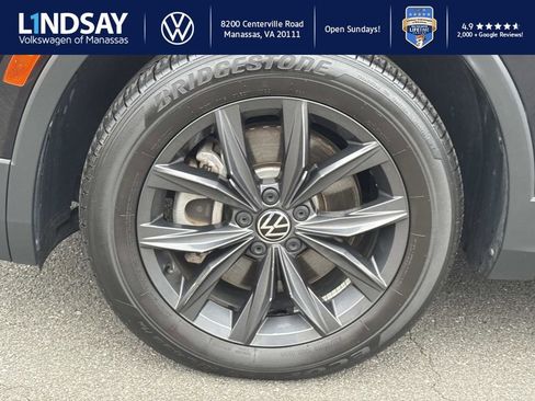 Used 2022 Volkswagen Tiguan SE image 7