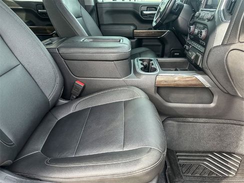 Used 2022 Chevrolet Silverado 1500 LT Trail Boss w/ Convenience Package II image 21