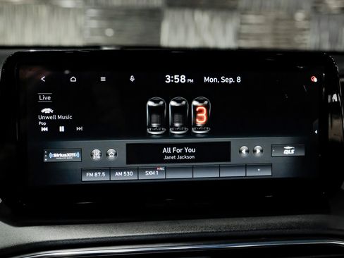 Used 2021 Hyundai Santa Fe SEL w/ Convenience + Premium Package AWD/4WD image 32