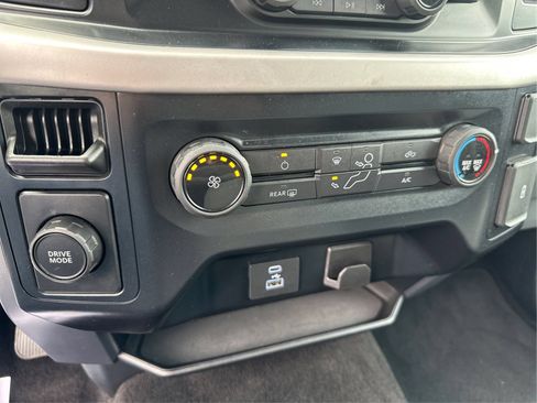 Used 2023 Ford F150 XLT RWD image 27