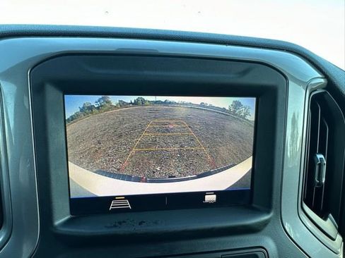 Used 2021 Chevrolet Silverado 2500 Custom w/ Custom Convenience Package image 45