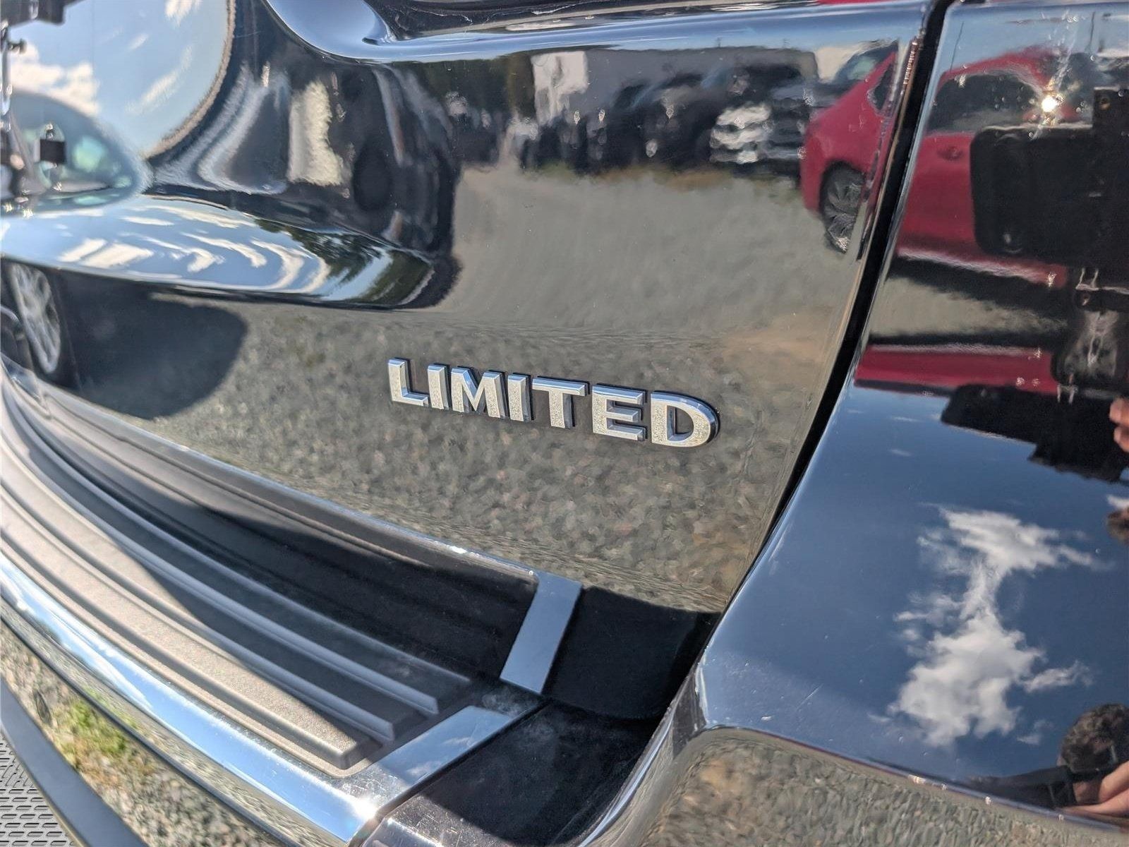 Used 2021 Jeep Grand Cherokee Limited AWD/4WD image 10