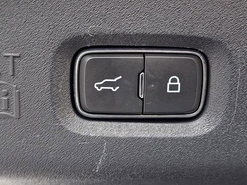 Used 2025 Ford Expedition Max Active AWD/4WD image 31