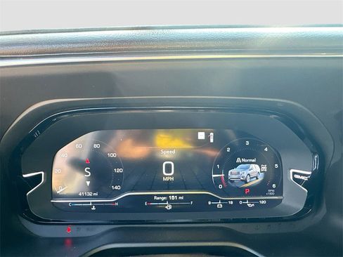 Used 2022 GMC Yukon Denali image 15