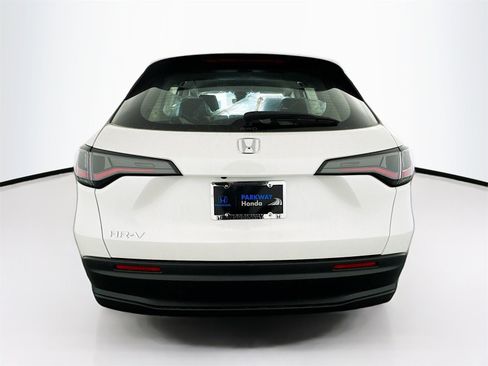 Used 2025 Honda HR-V LX image 5