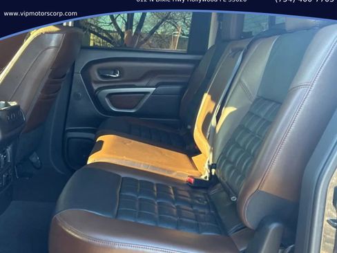 Used 2017 Nissan Titan Platinum Reserve image 11