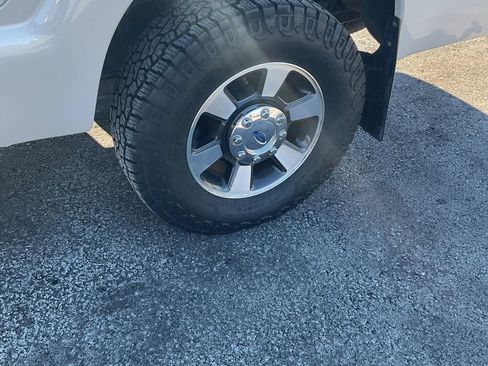 Used 2016 Ford F250 Lariat image 10