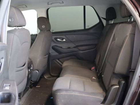 Used 2021 Chevrolet Traverse LT image 15