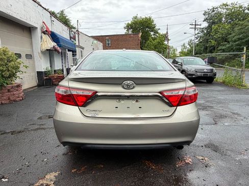 Used 2015 Toyota Camry XSE FWD image 10