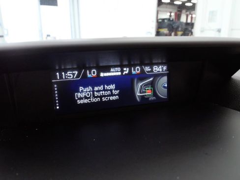 Used 2023 Subaru Forester Limited AWD/4WD image 70