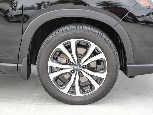 Used 2020 Subaru Forester Limited w/ Popular Package #3 image 10