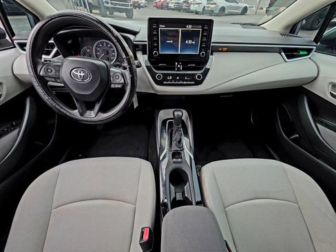 Used 2020 Toyota Corolla LE image 7