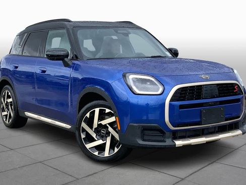 Used 2025 MINI Cooper Countryman S w/ Comfort Package Max image 3
