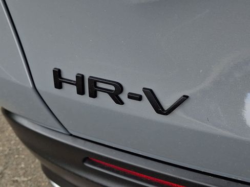 Certified 2026 Honda HR-V Sport image 31