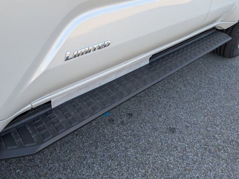 New 2025 Toyota 4Runner Limited image 9