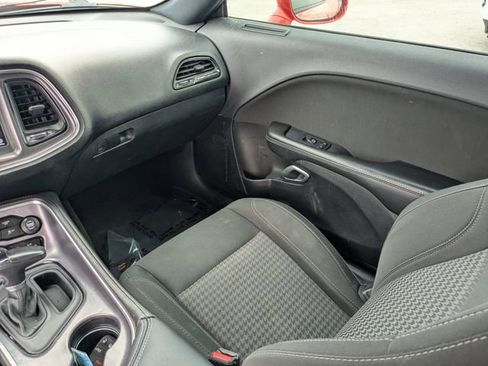 Used 2018 Dodge Challenger SXT w/ Blacktop Package image 15