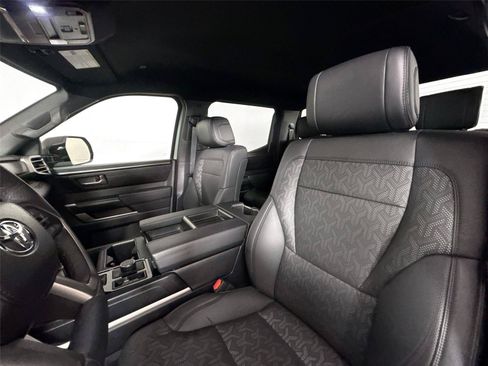 Certified 2025 Toyota Tundra SR5 w/ SR5 Premium Package AWD/4WD image 3