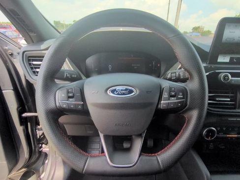 Used 2025 Ford Escape ST-Line AWD/4WD image 22