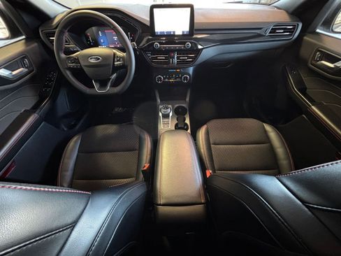 Used 2025 Ford Escape ST-Line image 33