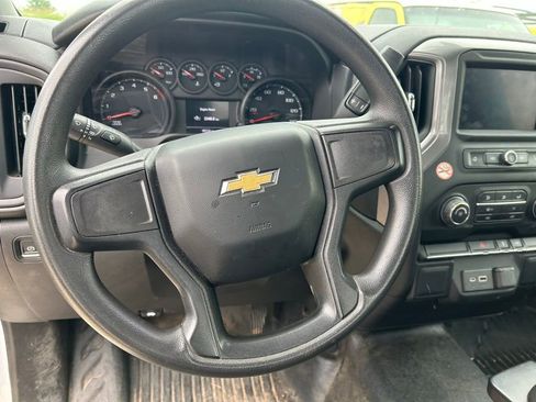 Used 2022 Chevrolet Silverado 2500 W/T RWD image 5