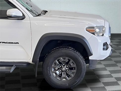Used 2021 Toyota Tacoma SR5 image 5