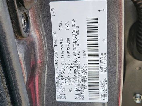 Used 2021 Toyota Tundra Limited w/ Limited Premium Package image 28