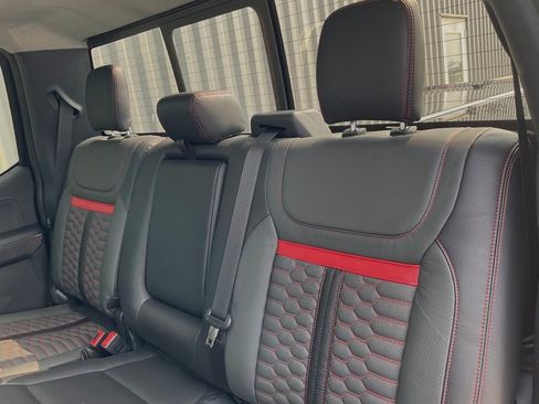 Used 2022 Ford F150 Lariat w/ Equipment Group 502A High image 24