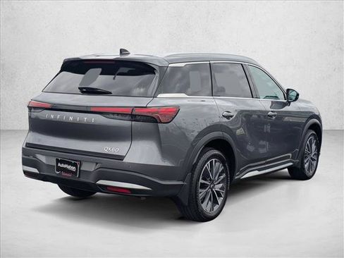 Used 2026 INFINITI QX60 Luxe w/ Cargo Package FWD image 5