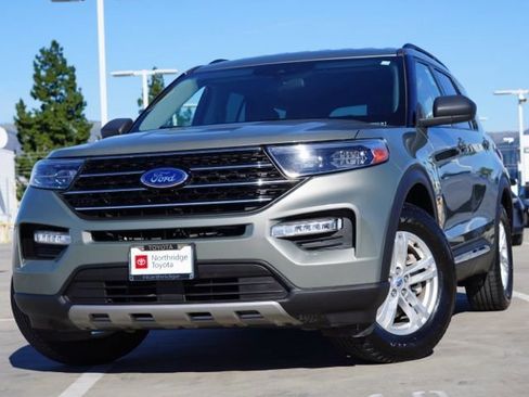 Used 2020 Ford Explorer XLT w/ Equipment Group 202A image 1