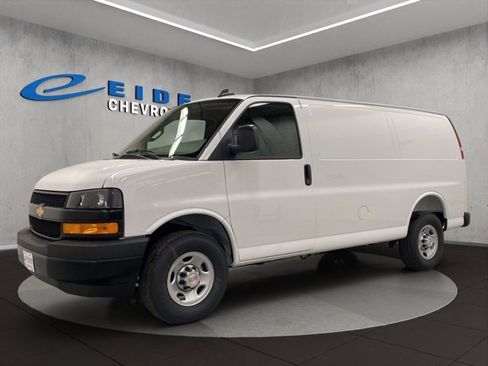 New 2025 Chevrolet Express 2500 image 7