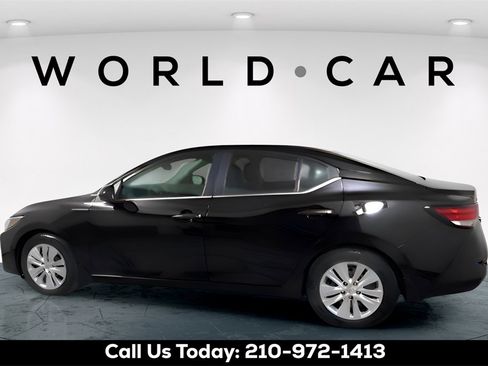 Used 2024 Nissan Sentra S image 9