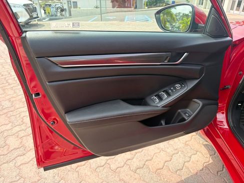 Used 2020 Honda Accord Sport image 8
