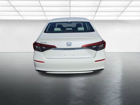 Used 2022 Honda Civic EX image 6
