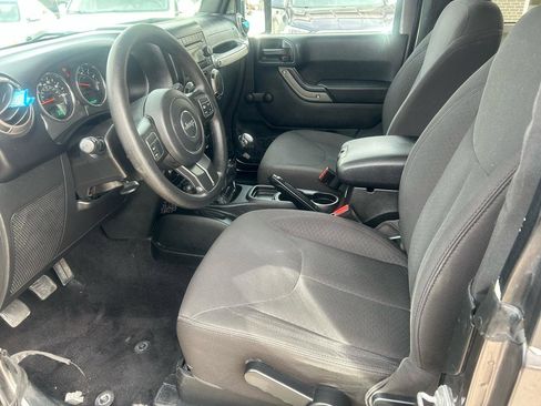 Used 2016 Jeep Wrangler Sport AWD/4WD image 14