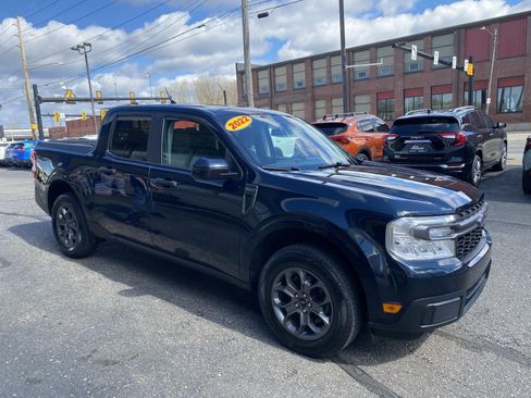 Used 2022 Ford Maverick XLT w/ Equipment Group 300A Standard AWD/4WD image 13