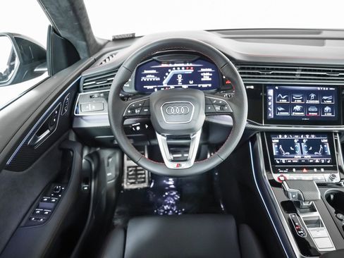 New 2026 Audi SQ8 Prestige image 14