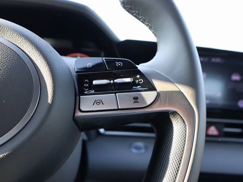 Used 2021 Hyundai Elantra SEL w/ Convenience Package image 28