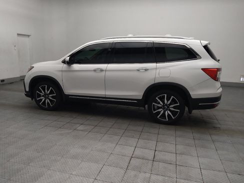 Used 2021 Honda Pilot Touring image 3
