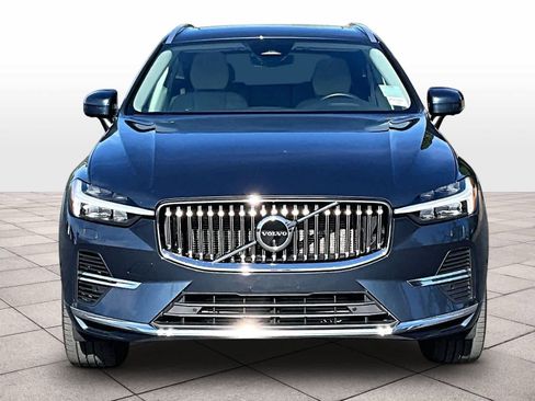 Used 2023 Volvo XC60 T8 Plus w/ Climate Package AWD/4WD image 3