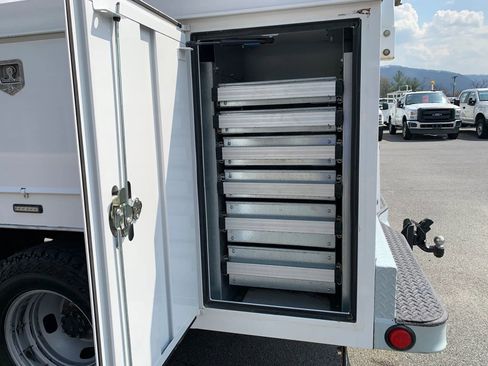 Used 2019 Ford F350 XL w/ Power Equipment Group image 37