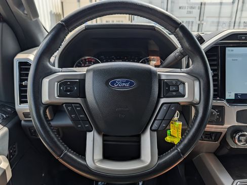 Used 2022 Ford F250 Lariat w/ Lariat Value Package AWD/4WD image 27