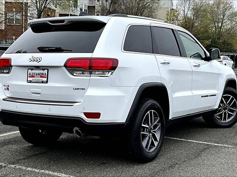 Used 2022 Jeep Grand Cherokee Limited AWD/4WD image 12