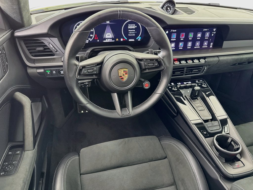 Certified 2025 Porsche 911 Carrera 4 GTS AWD/4WD image 25