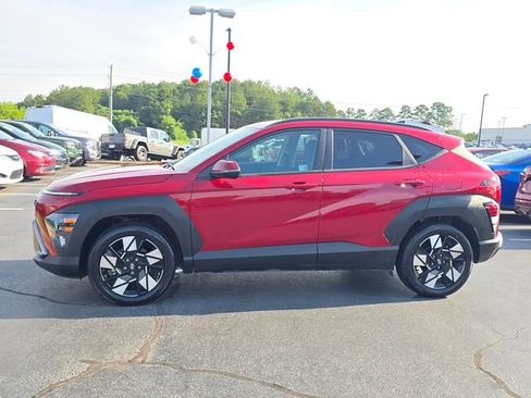 Used 2025 Hyundai Kona SEL FWD image 6