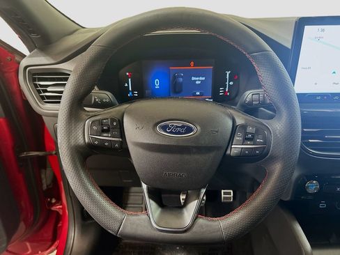 Used 2023 Ford Escape ST-Line w/ Tech Pack #1 FWD image 9