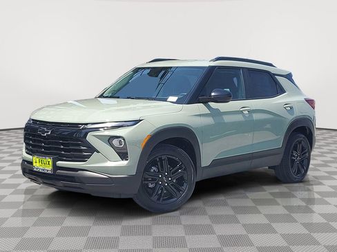 New 2026 Chevrolet TrailBlazer LT w/ Convenience Package FWD image 2