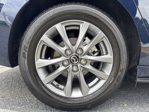 Used 2024 MAZDA MAZDA3 s FWD image 18