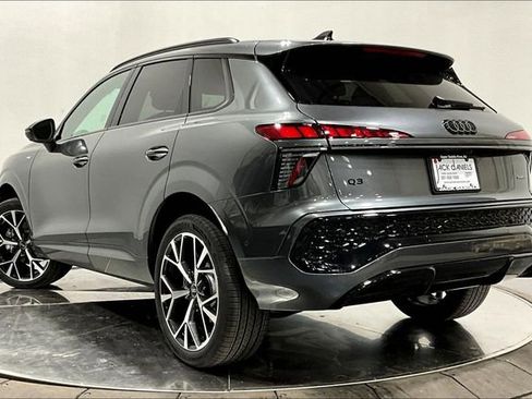 New 2026 Audi Q3 quattro 2.0T AWD/4WD image 3