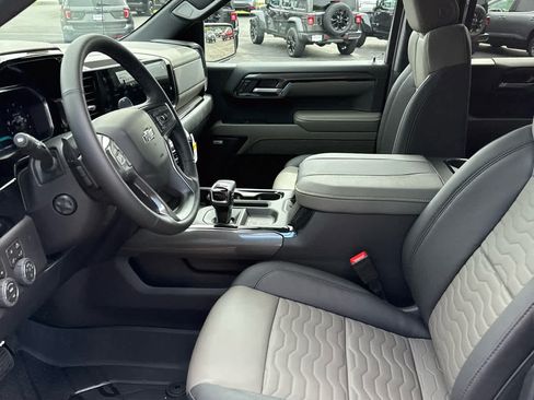 New 2026 Chevrolet Silverado 1500 ZR2 w/ LPO, Dark Essentials Package AWD/4WD image 5